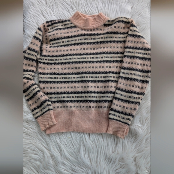 Liz Claiborne vintage Lambswool & angora sweater size S - Picture 1 of 7